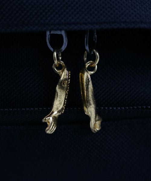 AHCAHCUM あちゃちゅむお目目BODY BAG（クロ）