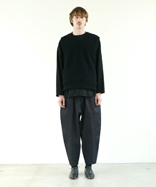 VU ヴウ boa v vest [BLACK］ボア Vネックベスト vu-cut-011