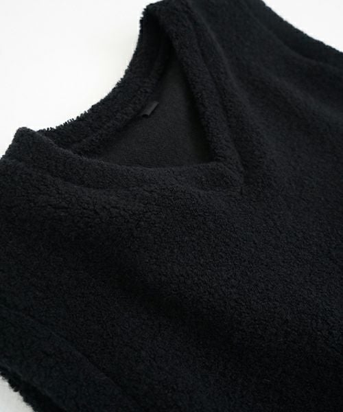 VU ヴウ boa v vest [BLACK］ボア Vネックベスト vu-cut-011