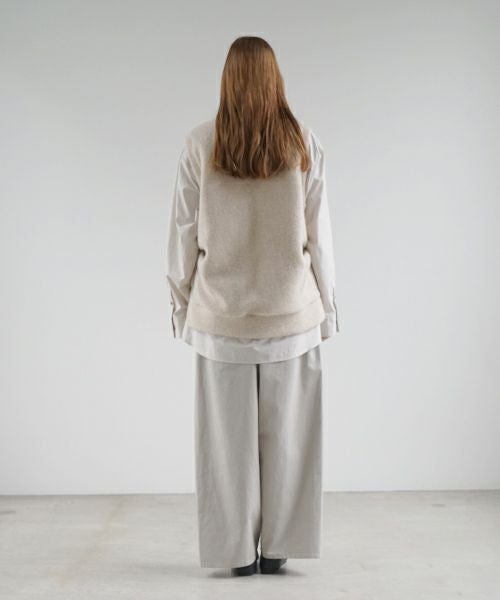 VU ヴウ boa v vest  [FIGARO］ボア Vネックベスト vu-cut-011