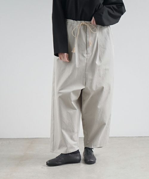 VU ヴウ wide silhouette pants [CHALK] ワイドシルエットパンツ vu-pnt-006