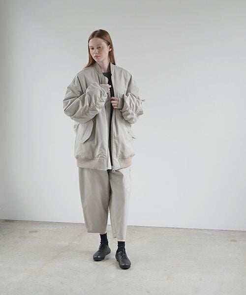 VU ヴウ big MA-1[CHALK] ビックエムエーワン vu-blu-005