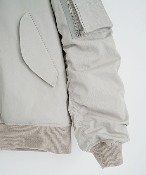 VU ヴウ big MA-1[CHALK] ビックエムエーワン vu-blu-005