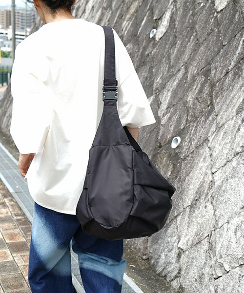 Edwina Hoerl エドウィナホール bag [17/EH48A-PM20-01/black]