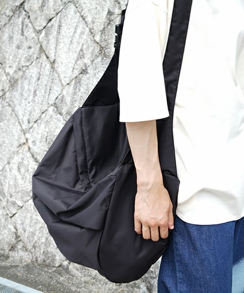 Edwina Hoerl エドウィナホール bag [17/EH48A-PM20-01/black]
