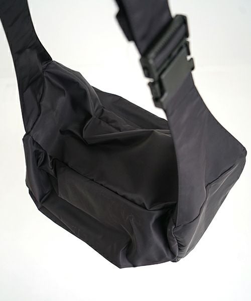 Edwina Hoerl エドウィナホール bag [17/EH48A-PM20-01/black]