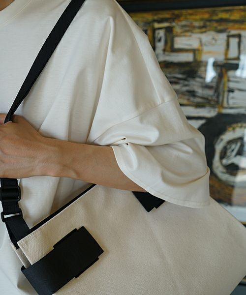 macromauro  マクロマウロ WRAP BAG SHOULDER CANVAS M(NATURAL)