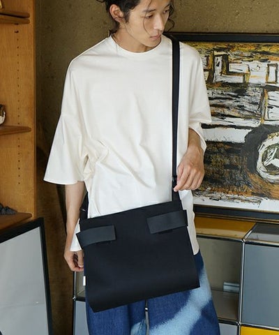macromauro  マクロマウロ WRAP BAG SHOULDER CANVAS M(BLACK)
