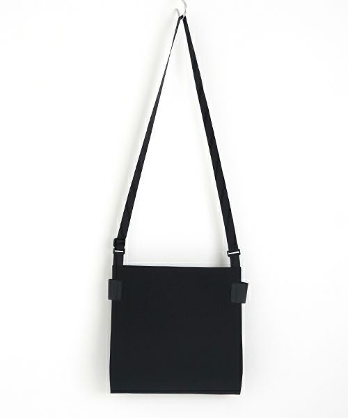 macromauro  マクロマウロ WRAP BAG SHOULDER CANVAS M(BLACK)