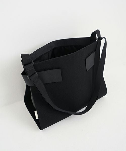 macromauro  マクロマウロ WRAP BAG SHOULDER CANVAS M(BLACK)