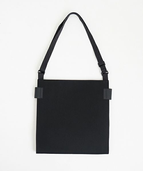 macromauro  マクロマウロ WRAP BAG SHOULDER CANVAS M(BLACK)