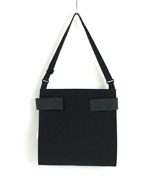 macromauro  マクロマウロ WRAP BAG SHOULDER CANVAS M(BLACK)