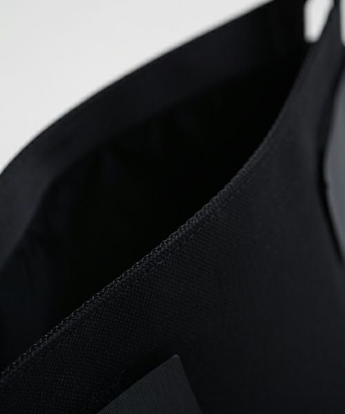 macromauro  マクロマウロ WRAP BAG SHOULDER CANVAS M(BLACK)
