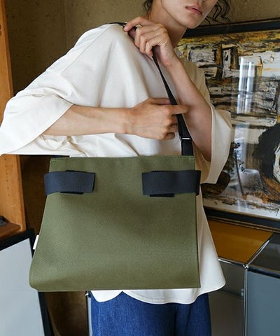 macromauro  マクロマウロ WRAP BAG SHOULDER CANVAS M(KHAKI)
