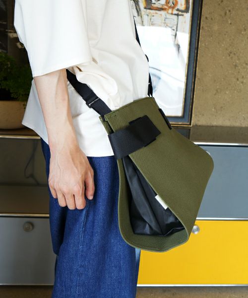 macromauro  マクロマウロ WRAP BAG SHOULDER CANVAS M(KHAKI)