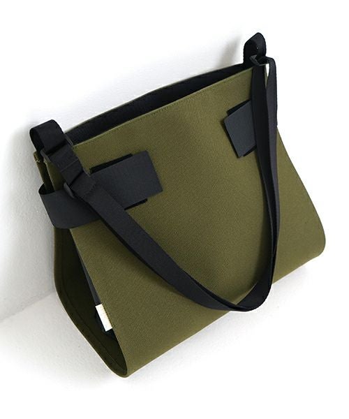 macromauro  マクロマウロ WRAP BAG SHOULDER CANVAS M(KHAKI)