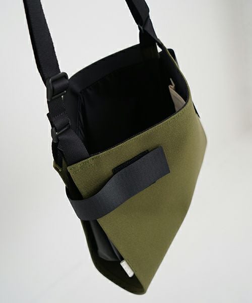 macromauro  マクロマウロ WRAP BAG SHOULDER CANVAS M(KHAKI)