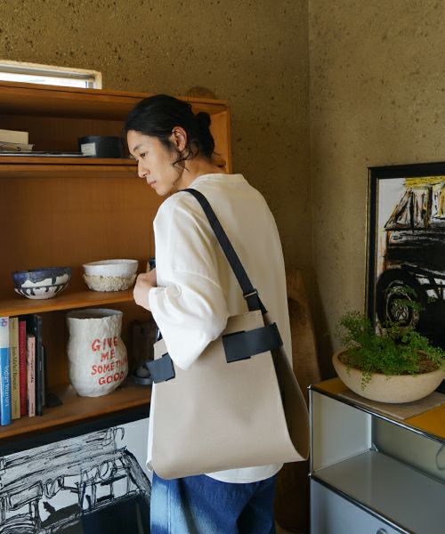 macromauro  マクロマウロ WRAP BAG SHOULDER CANVAS M(BEIGE)