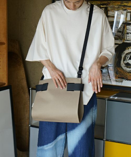 macromauro  マクロマウロ WRAP BAG SHOULDER CANVAS M(BEIGE)