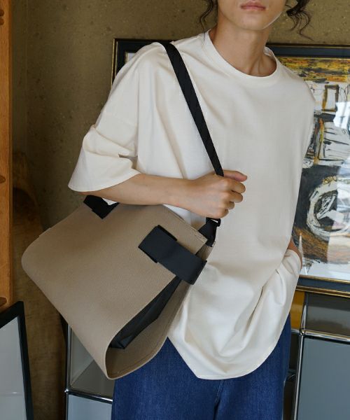 macromauro  マクロマウロ WRAP BAG SHOULDER CANVAS M(BEIGE)