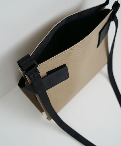 macromauro  マクロマウロ WRAP BAG SHOULDER CANVAS M(BEIGE)