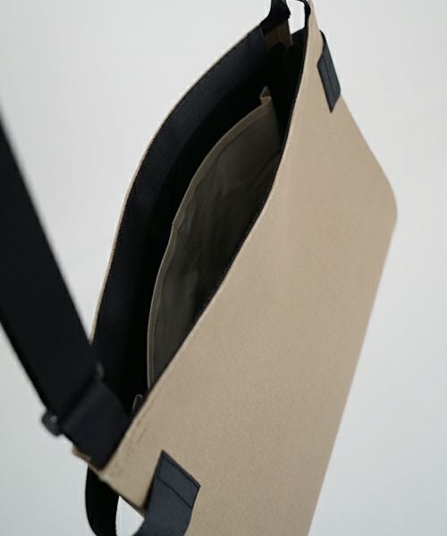 macromauro  マクロマウロ WRAP BAG SHOULDER CANVAS M(BEIGE)