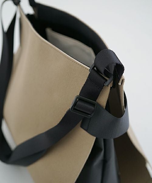 macromauro  マクロマウロ WRAP BAG SHOULDER CANVAS M(BEIGE)