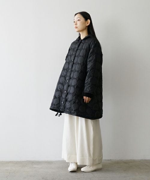 Mochi モチ quilted half coat[ma24-co-01/graphite] キルトハーフコート