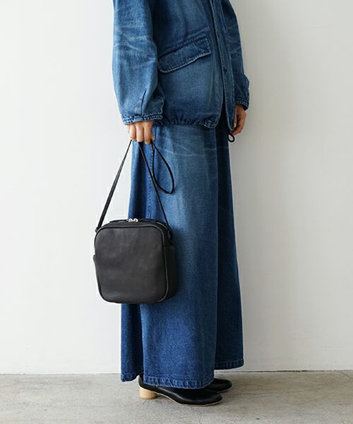 Mochi モチ box shoulder bag[ma-pro-27/black] 鹿革 ボックス