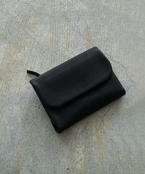 レザー製 黒 三つ折り財布 Mochi モチ trifold wallet[ma-pro-28/black] 鹿革 3つ折り財布