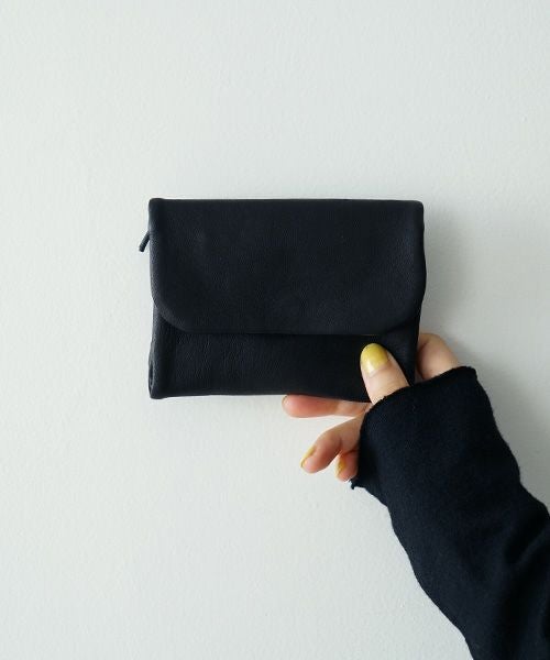 レザー製 黒 三つ折り財布 Mochi モチ trifold wallet[ma-pro-28/black] 鹿革 3つ折り財布