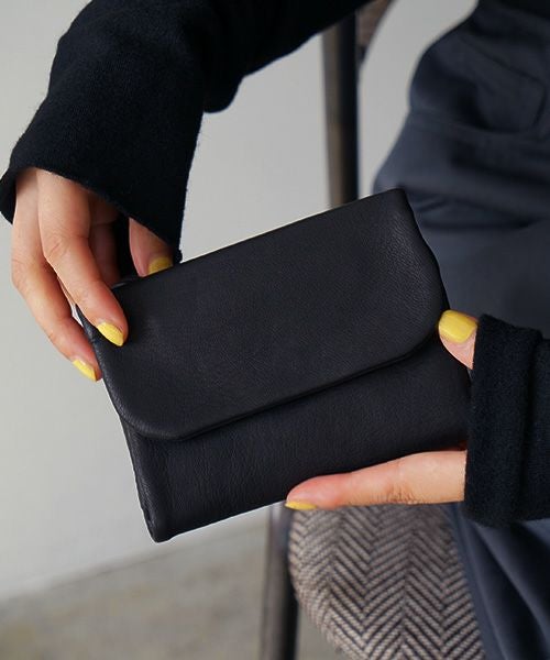 Mochi モチ trifold wallet[ma-pro-28/black] 鹿革 3つ折り財布
