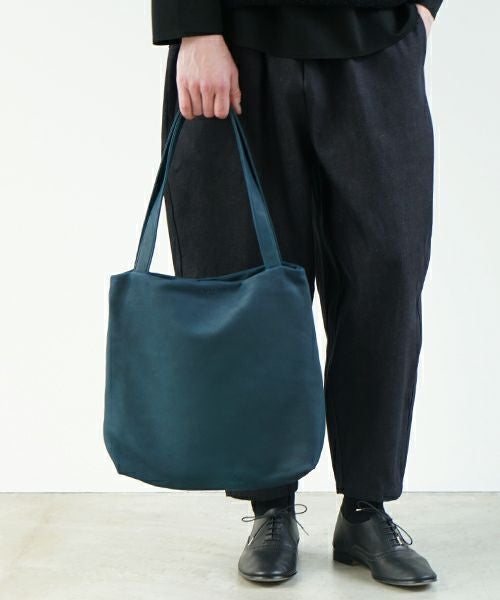 VUm PRODUCT B16 shoulder tote deer leather / figaro