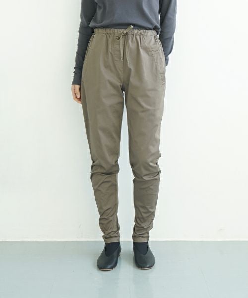 KristenseN DU NORD   クリステンセンドゥノルド Casual tapered pants [I-392/950/04 Clay]