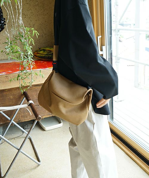 macromauro マクロマウロtonybob mini n [beige]　トニーボブミニ がま口ショルダーバッグ