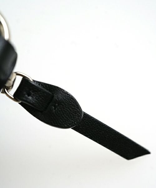 ED ROBERT JUDSONエド ロバート ジャドソンkarabiner strap round zip purse 05.BLACK