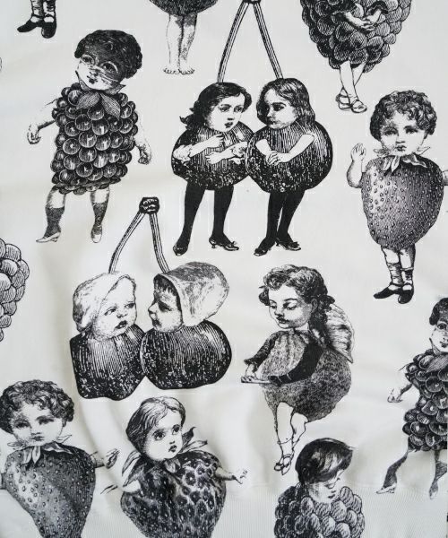 HCAHCUMあちゃちゅむフルーツ女スエット（white)