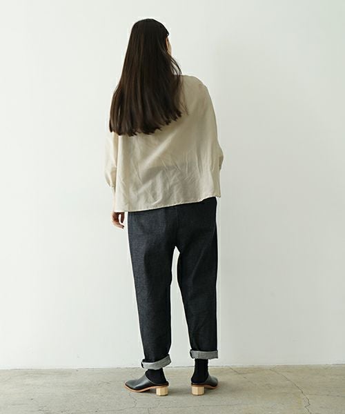 Mochi モチ denim tapered easy pants デニムテーパードパンツ