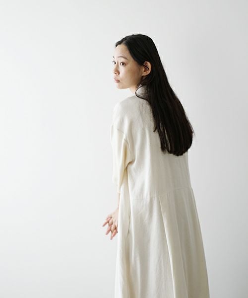 Mochi モチ open collar dress [off white] オープンカラーワンピース