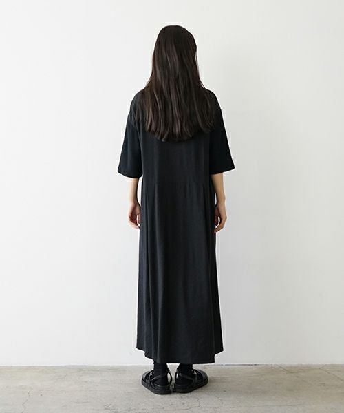 Mochi モチ open collar dress [black] オープンカラーワンピース