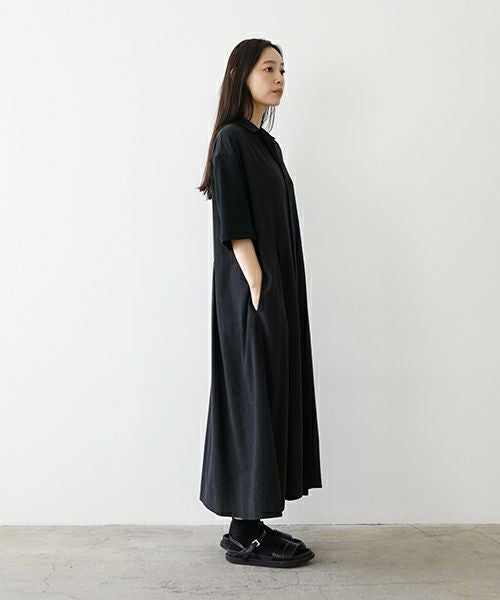 Mochi モチ open collar dress [black] オープンカラーワンピース