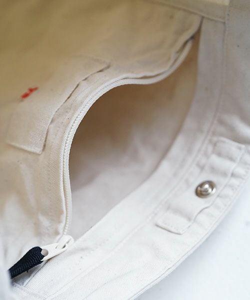 YOKO SAKAMOTO ヨーコサカモトRESEARCHER BAG MEDIUM[ECRU/YS-RE-BAG-M] ショルダーバッグ