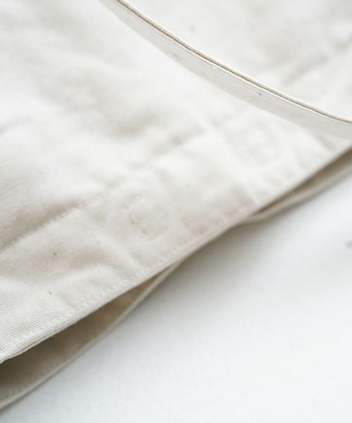 YOKO SAKAMOTO ヨーコサカモトRESEARCHER BAG MEDIUM[ECRU/YS-RE-BAG-M] ショルダーバッグ