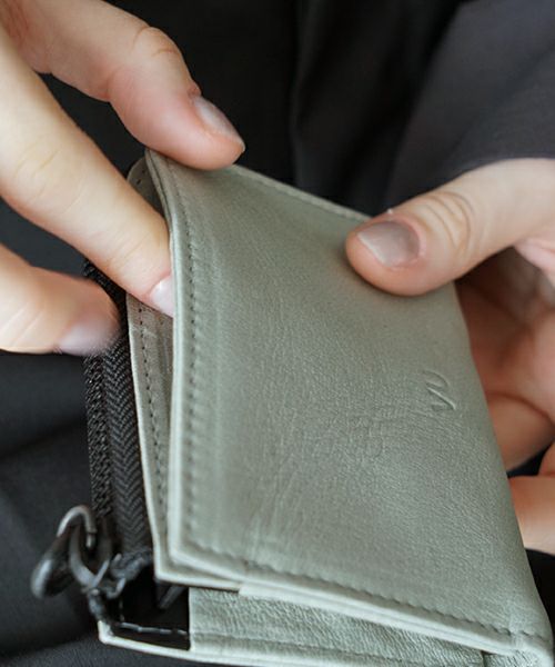 VUヴウ zip card case [GREEN GRAY] vu-product-B18
