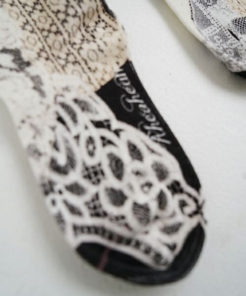 AHCAHCUM あちゃちゅむ flower socks[04クロ]