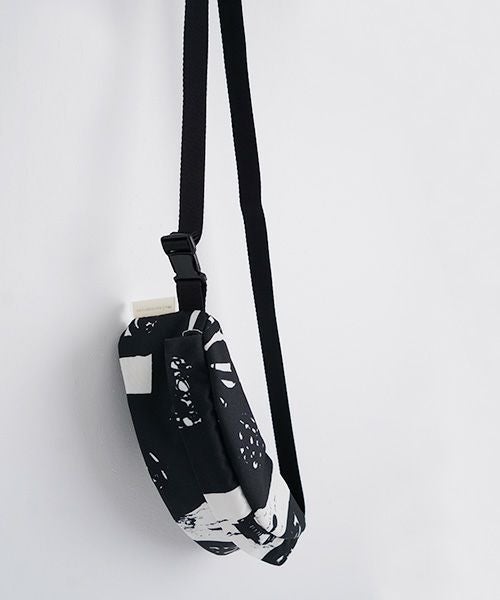  macromauro マクロマウロCP-2 [OKAMOTO TOSHIO]ウエストポーチ 