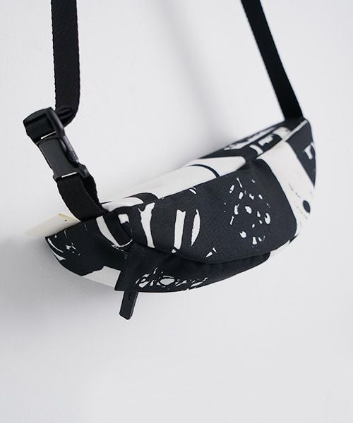  macromauro マクロマウロCP-2 [OKAMOTO TOSHIO]ウエストポーチ 