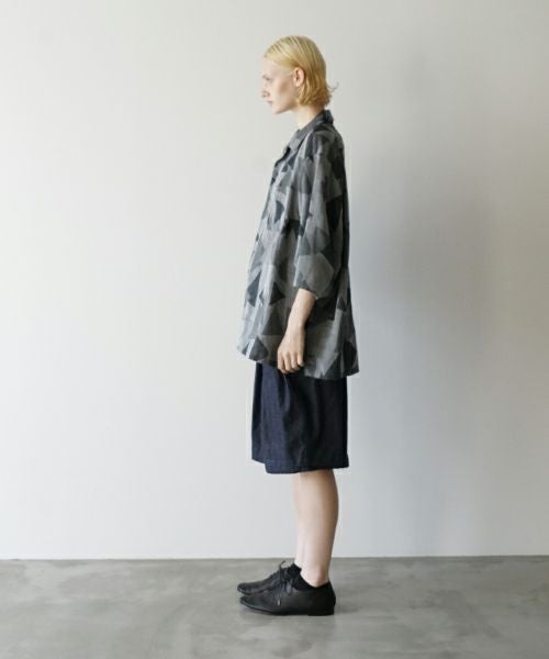 VUヴウgeometric open collar shirt [WHITE×BLACK］幾何学開襟シャツ vu-sht-005