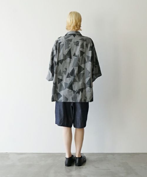 VUヴウgeometric open collar shirt [WHITE×BLACK］幾何学開襟シャツ vu-sht-005