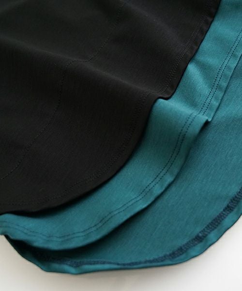 VUヴウtwo slit t-shirt [BLACK×BLUE GREEN] vu-cut-004重ねスリットtシャツ